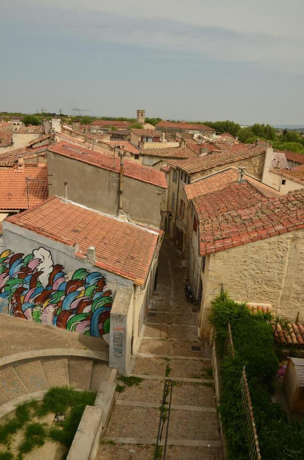 Aux Pieds Des Arenes Apartment Arles Exterior foto
