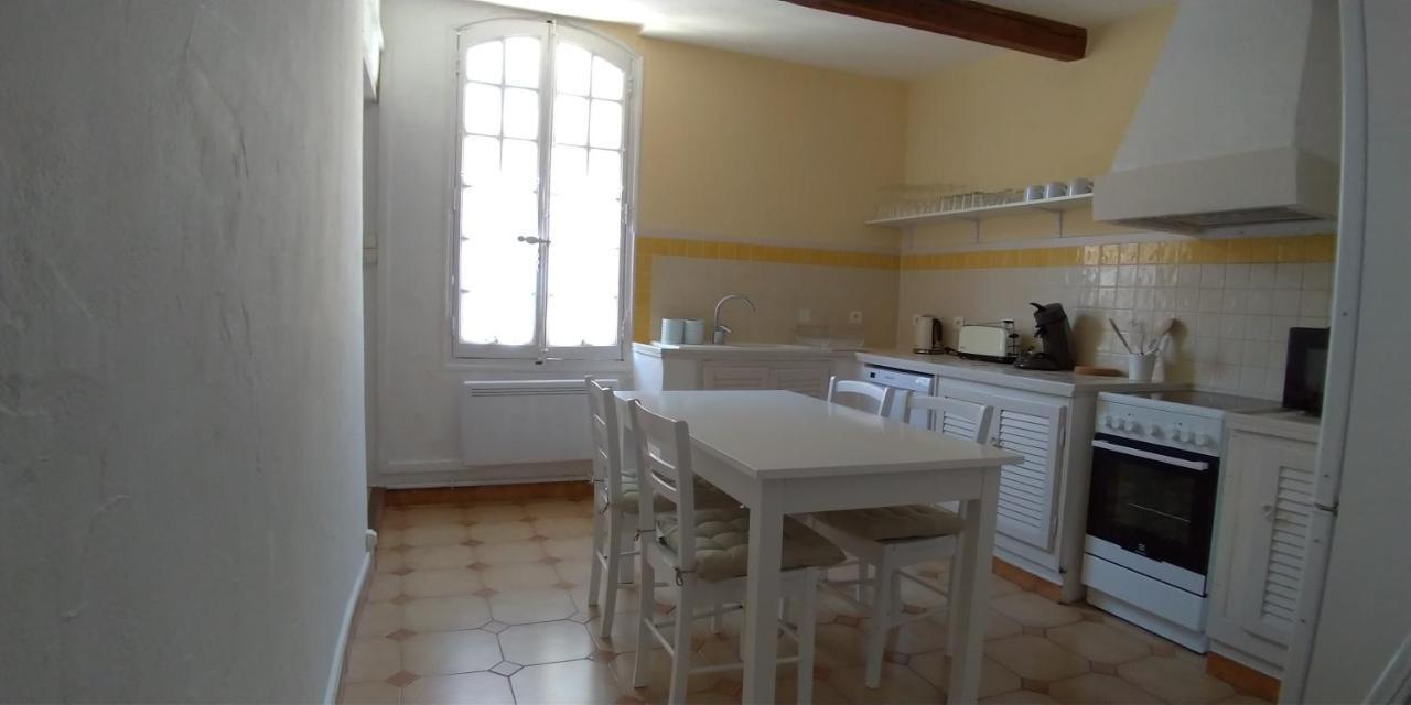 Aux Pieds Des Arenes Apartment Arles Exterior foto
