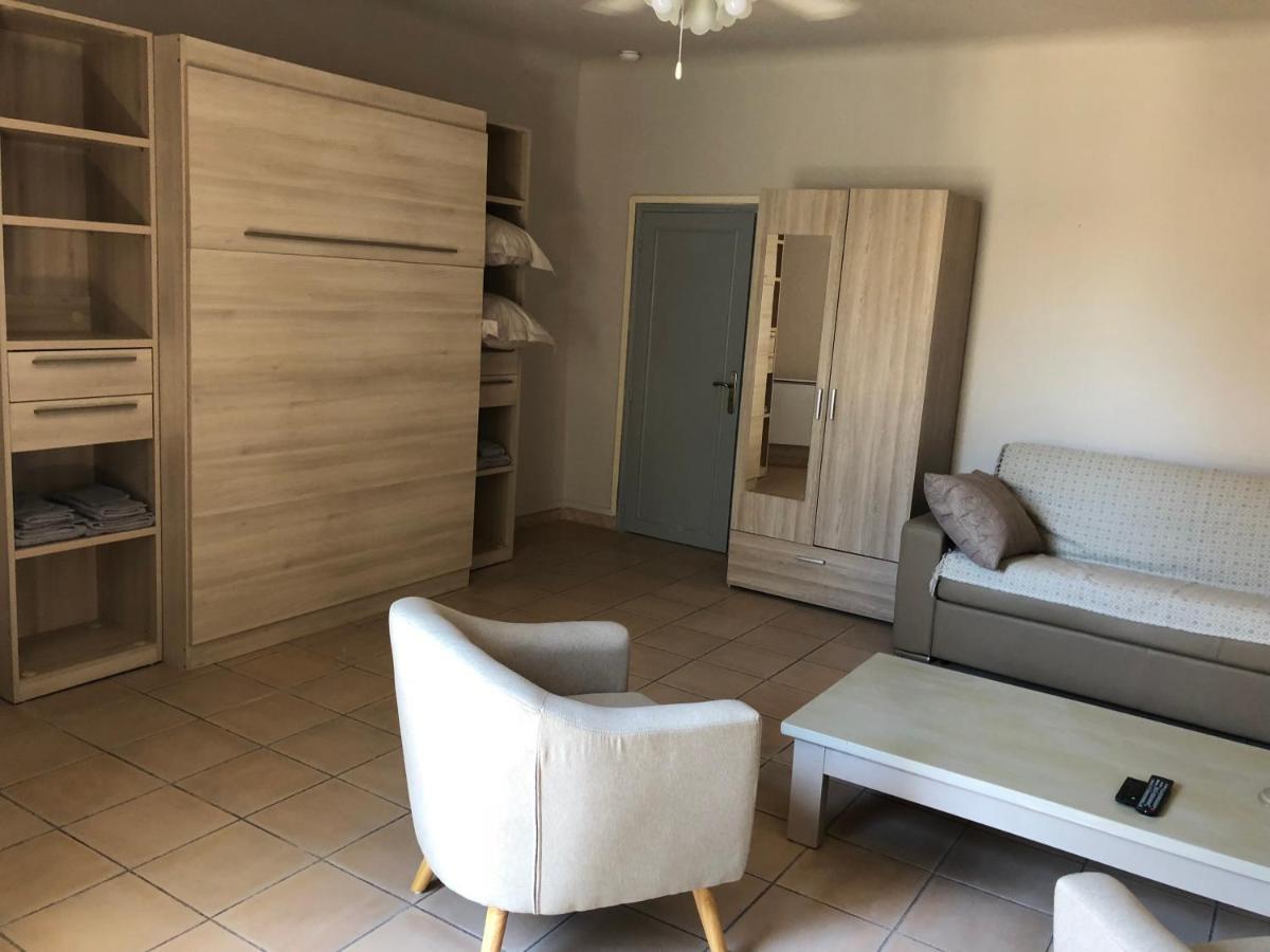 Aux Pieds Des Arenes Apartment Arles Exterior foto