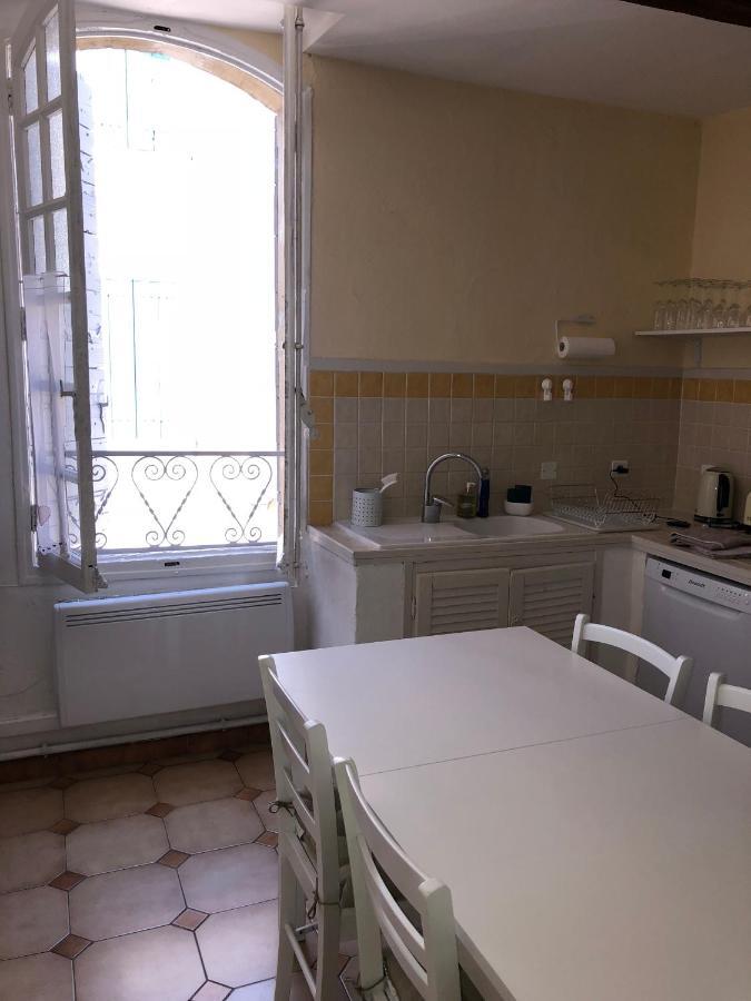 Aux Pieds Des Arenes Apartment Arles Exterior foto