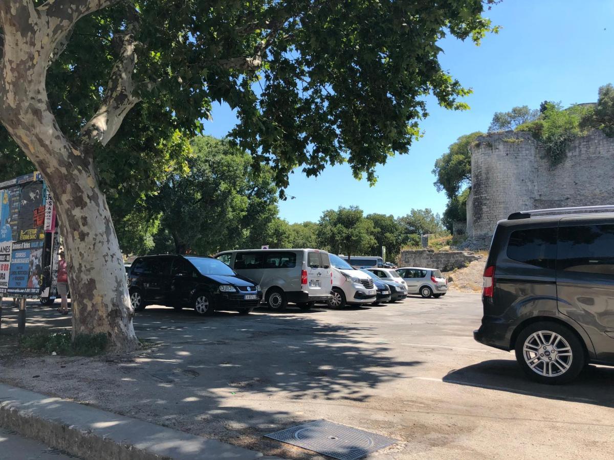 Aux Pieds Des Arenes Apartment Arles Exterior foto