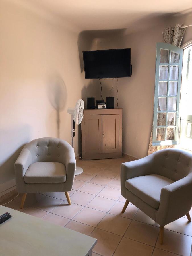 Aux Pieds Des Arenes Apartment Arles Exterior foto