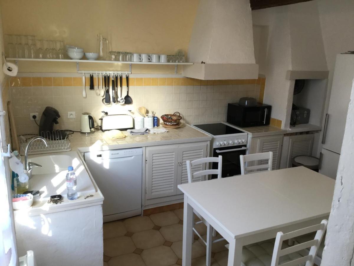 Aux Pieds Des Arenes Apartment Arles Exterior foto